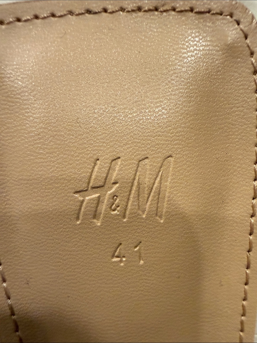 H&M Cream Croc-Embossed Square-Toe Mule Heels - Picture 5 of 5